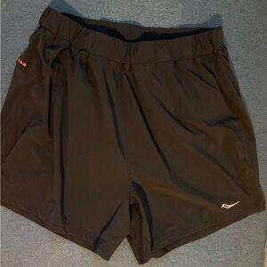 Men's Shorts Saucony Outpace 2.5" Split Shorts